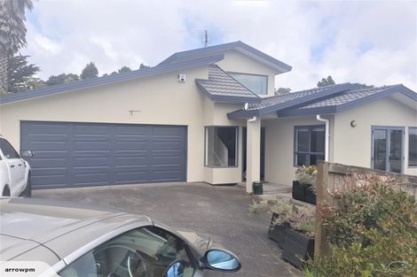 Photo of property in 31 Lorikeet Place, Unsworth Heights, Auckland, 0632
