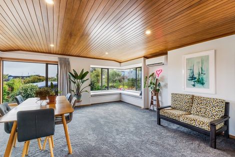 Photo of property in 50 Chesham Avenue, Waipahihi, Taupo, 3330