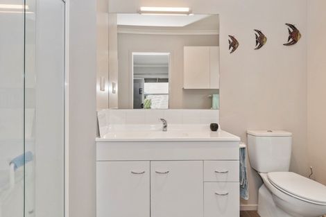 Photo of property in 20 Bridgewater Way, Pyes Pa, Tauranga, 3112