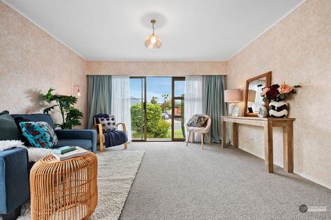 Photo of property in 3a Godley Street, Waterloo, Lower Hutt, 5011