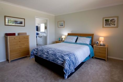 Photo of property in 29a Totara View Road, Wakefield, 7095