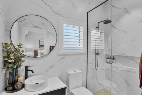 Photo of property in 84 Marsden Avenue, Mount Eden, Auckland, 1024