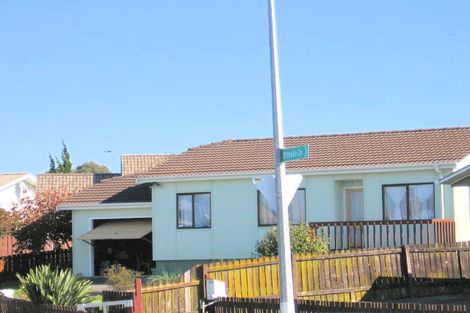 Photo of property in 65 Othello Drive, Clover Park, Auckland, 2023
