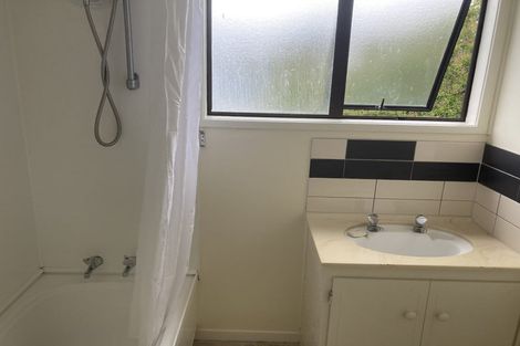 Photo of property in 2/67 Sunvue Road, Glen Eden, Auckland, 0602