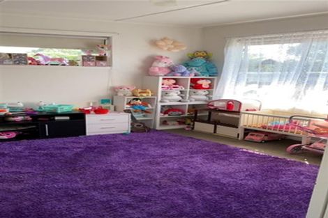 Photo of property in 51 Pinedale Place, Henderson, Auckland, 0610