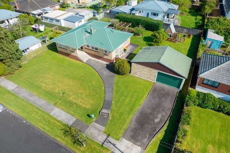 Photo of property in 4 Blossom Lane, Manurewa, Auckland, 2102