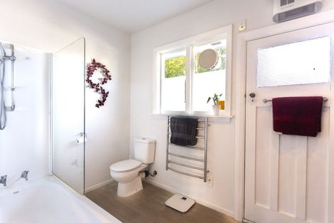 Photo of property in 52 Bristol Street, St Albans, Christchurch, 8014