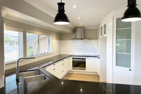 Photo of property in 2 Kaniere Place, Half Moon Bay, Auckland, 2012