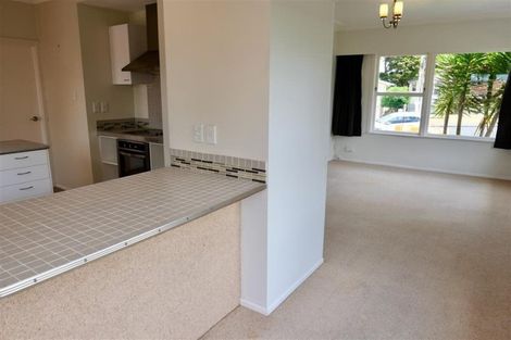 Photo of property in 20 Hillcrest Grove, Hillpark, Auckland, 2102