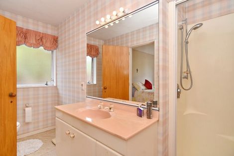 Photo of property in 158 Avonhead Road, Avonhead, Christchurch, 8042