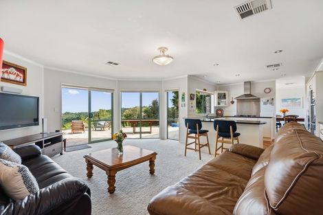 Photo of property in 126 Kohinui Road, Parua Bay, Onerahi, 0192