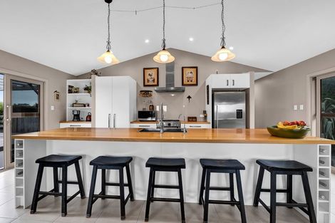 Photo of property in 292a Plymouth Road, Koru, New Plymouth, 4374