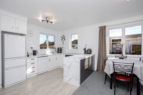 Photo of property in 56 Barraud Street, Dannevirke, 4930