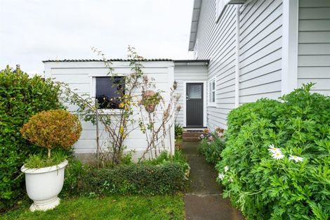 Photo of property in 41 Hammond Street, Bulls, 4818