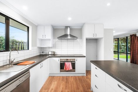 Photo of property in 102 Rowses Road, Aranui, Christchurch, 8061