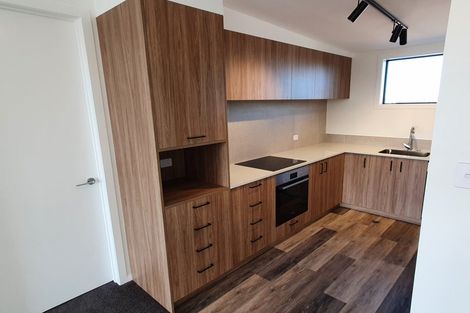 Photo of property in 94 Cambridge Terrace, Waterloo, Lower Hutt, 5011