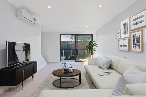 Photo of property in 15 Koura Drive, Red Beach, 0932