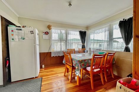 Photo of property in 2 Short Street, Manurewa East, Auckland, 2102