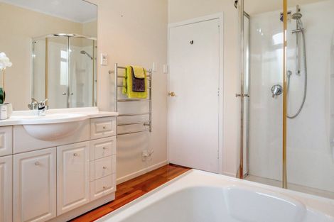 Photo of property in 1/70 Drake Street, Howick, Auckland, 2014