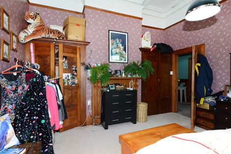 Photo of property in 66 Timaru Road, Waimate, 7924