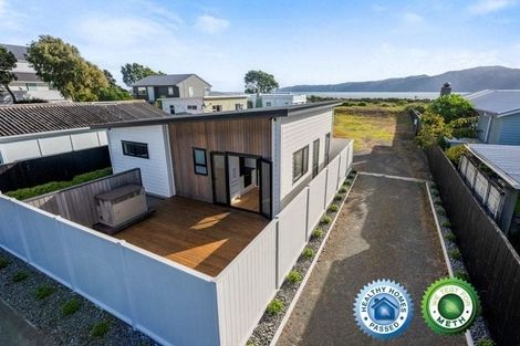 Photo of property in 57 Manly Street, Paraparaumu Beach, Paraparaumu, 5032