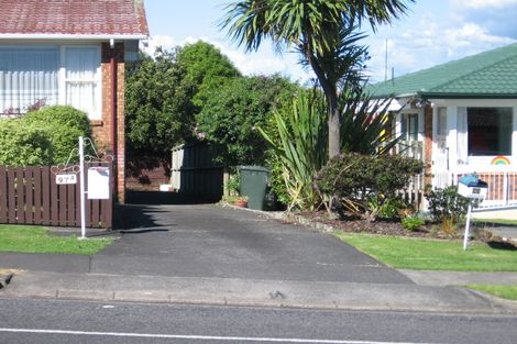 Photo of property in 2/97 Hutchinsons Road, Bucklands Beach, Auckland, 2014