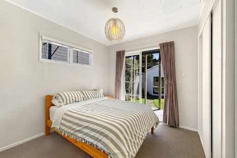 Photo of property in 74 Ferry Parade, Herald Island, Auckland, 0618