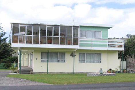 Photo of property in 3 Robyn Crescent, Hahei, Whitianga, 3591