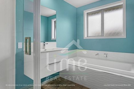 Photo of property in 9 Helicon Street, Pegasus, 7612