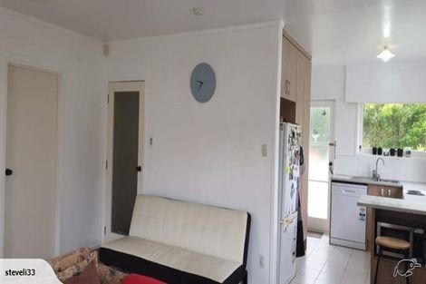 Photo of property in 2/219 Forrest Hill Road, Forrest Hill, Auckland, 0620