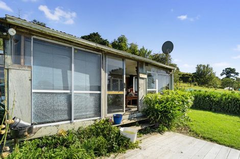 Photo of property in 1021 Te Waitere Road, Taharoa, 3988