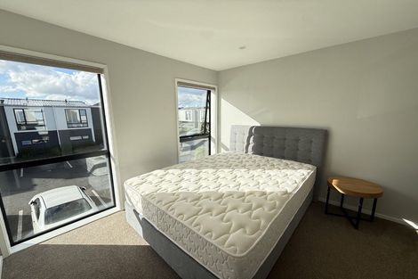 Photo of property in 2/19 Parson Lane, Papatoetoe, Auckland, 2025