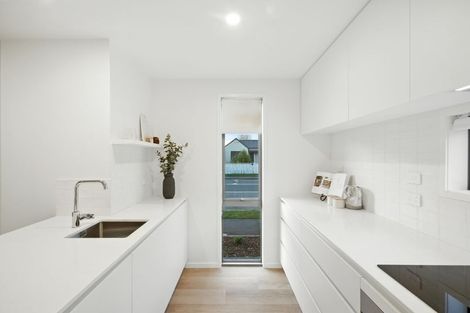 Photo of property in 112a Edgeware Road, St Albans, Christchurch, 8014