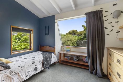 Photo of property in 7 Ayr Place, Papakowhai, Porirua, 5024