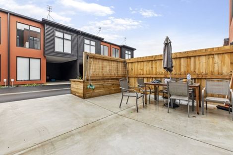Photo of property in 17/17 Owens Place, Mount Maunganui, 3116