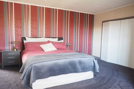 Photo of property in 34 Aintree Crescent, Awapuni, Palmerston North, 4412