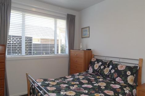 Photo of property in 2/444 Harewood Road, Harewood, Christchurch, 8051