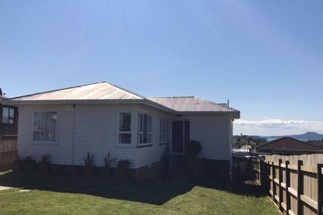 Photo of property in 43 Bradbury Road, Botany Downs, Auckland, 2010