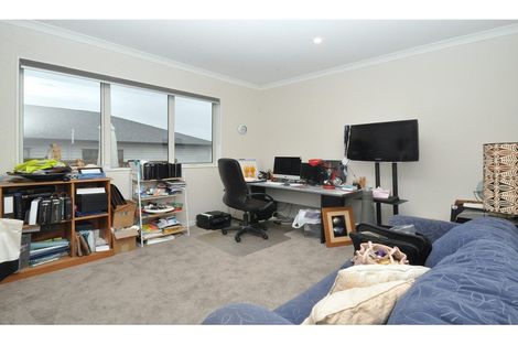 Photo of property in 7 Will Street, Huapai, Kumeu, 0810