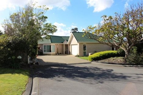 Photo of property in 9 Mariners Way, Whitby, Porirua, 5024