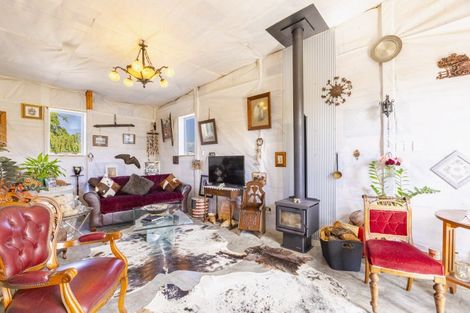 Photo of property in 22 Highlands Drive, Waipawa, 4277