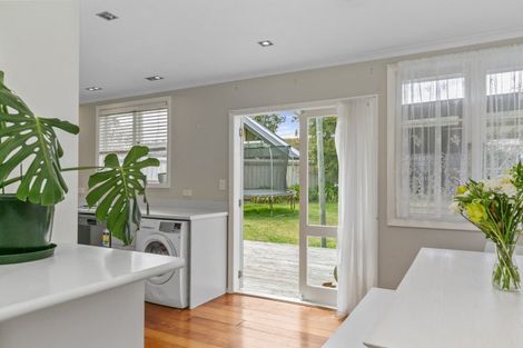 Photo of property in 52 Mere Road, Taupo, 3330
