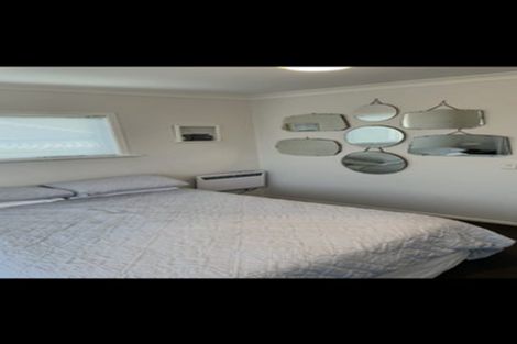 Photo of property in 30 Downe Street, New Plymouth, 4310