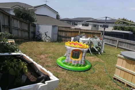 Photo of property in 1/31 Becroft Drive, Forrest Hill, Auckland, 0620