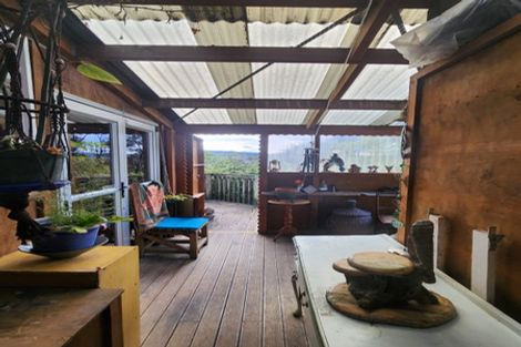 Photo of property in 4 Moana Crescent, Kennedy Bay, Coromandel, 3583
