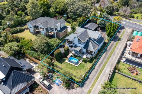 Photo of property in 1126 Whangaparaoa Road, Tindalls Beach, Whangaparaoa, 0930