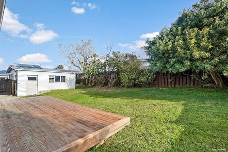 Photo of property in 10 Kereru Place, Half Moon Bay, Auckland, 2012