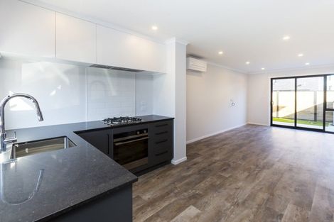 Photo of property in 5 Reakes Crescent, Wallaceville, Upper Hutt, 5018