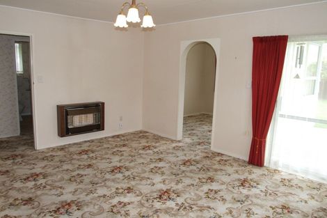 Photo of property in 43 Avenue Road, Foxton, 4814