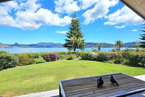 Photo of property in 132 Harbour Drive, Matarangi, Whitianga, 3592